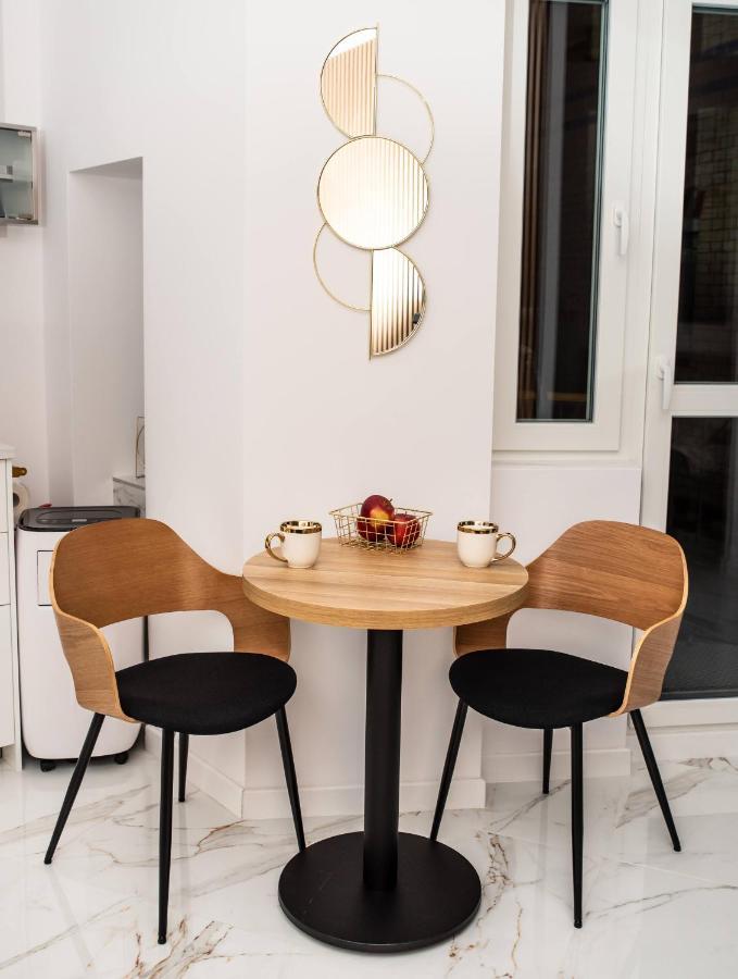 Apartamenty Yeti & Wilka W Centrum Chorzowa - Yeti Exteriör bild