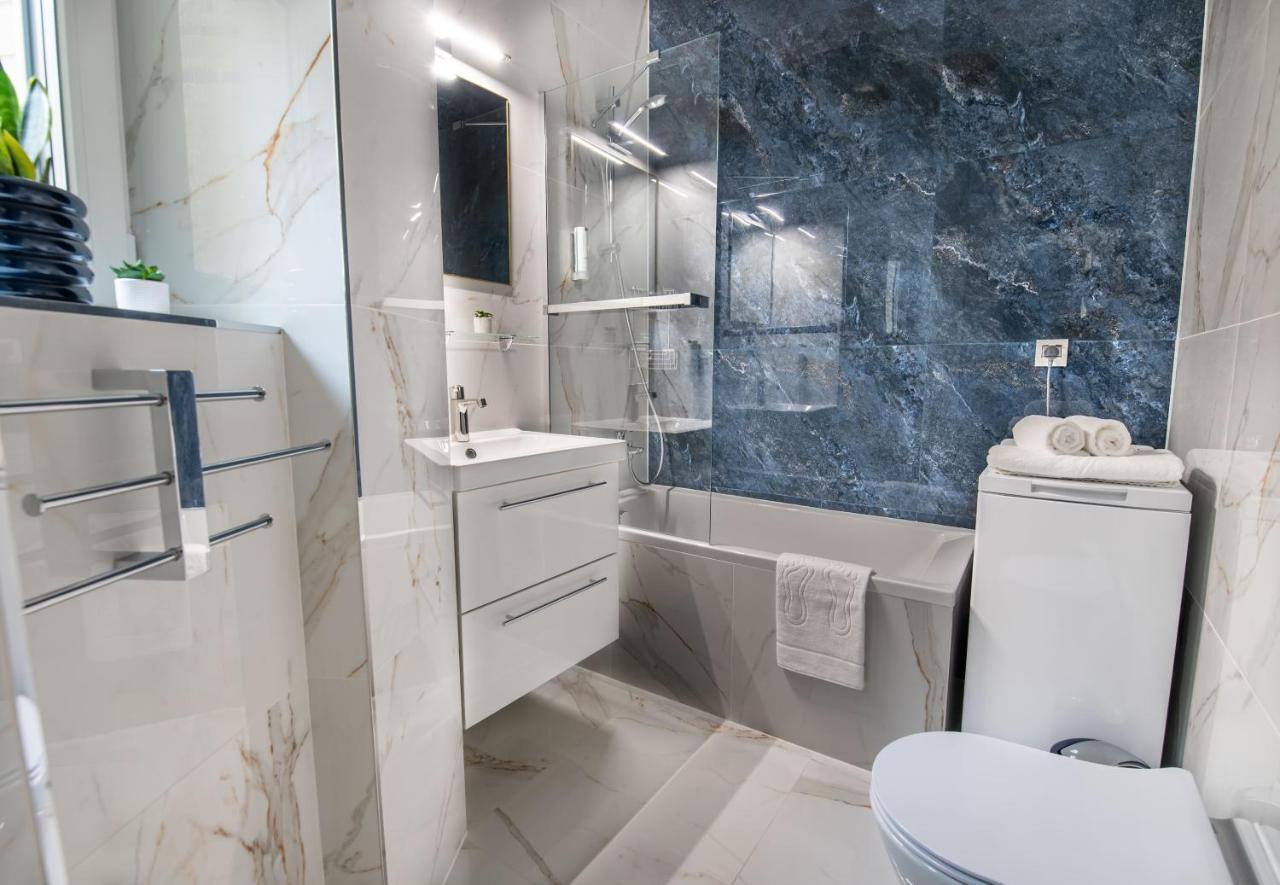 Apartamenty Yeti & Wilka W Centrum Chorzowa - Yeti Exteriör bild